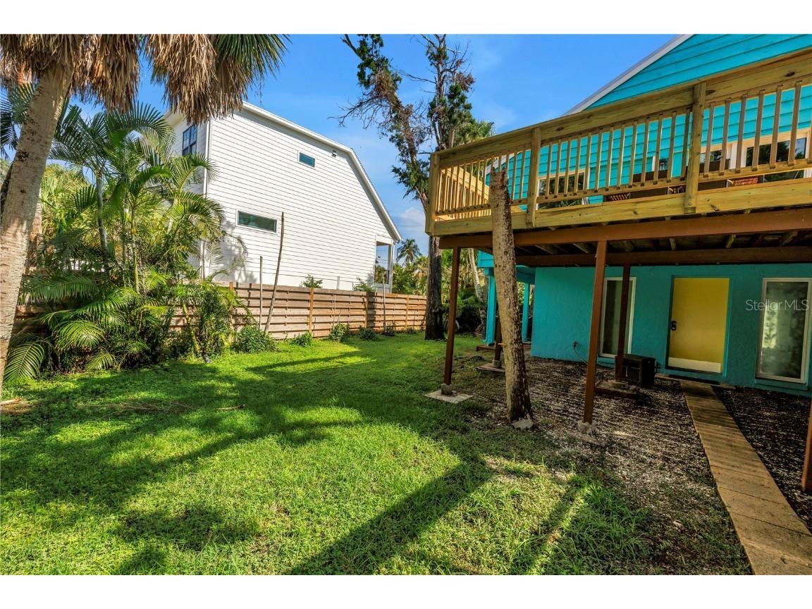 156 Siesta Drive Sarasota FL 34242 A4661717 image63