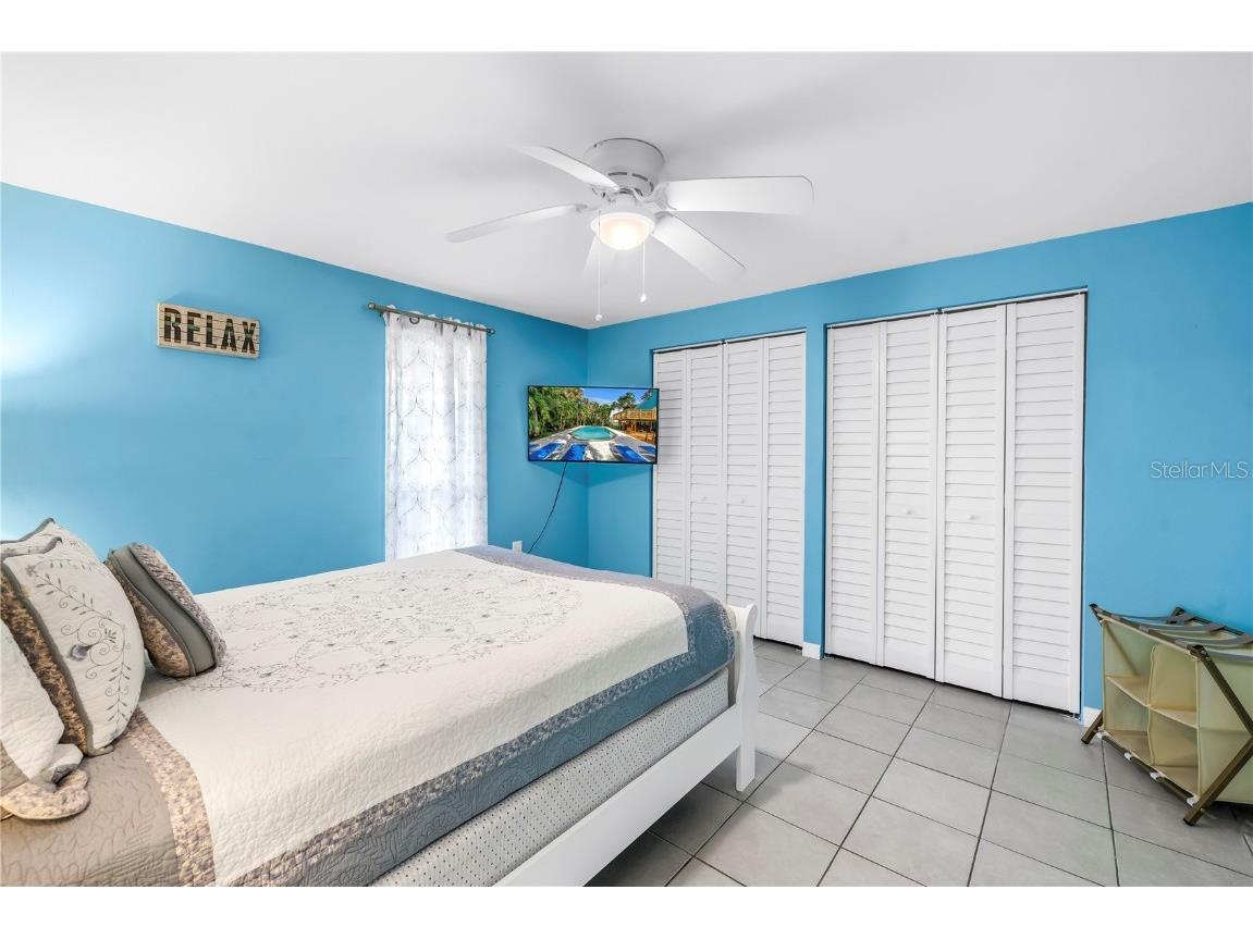 156 Siesta Drive Sarasota FL 34242 A4661717 image7