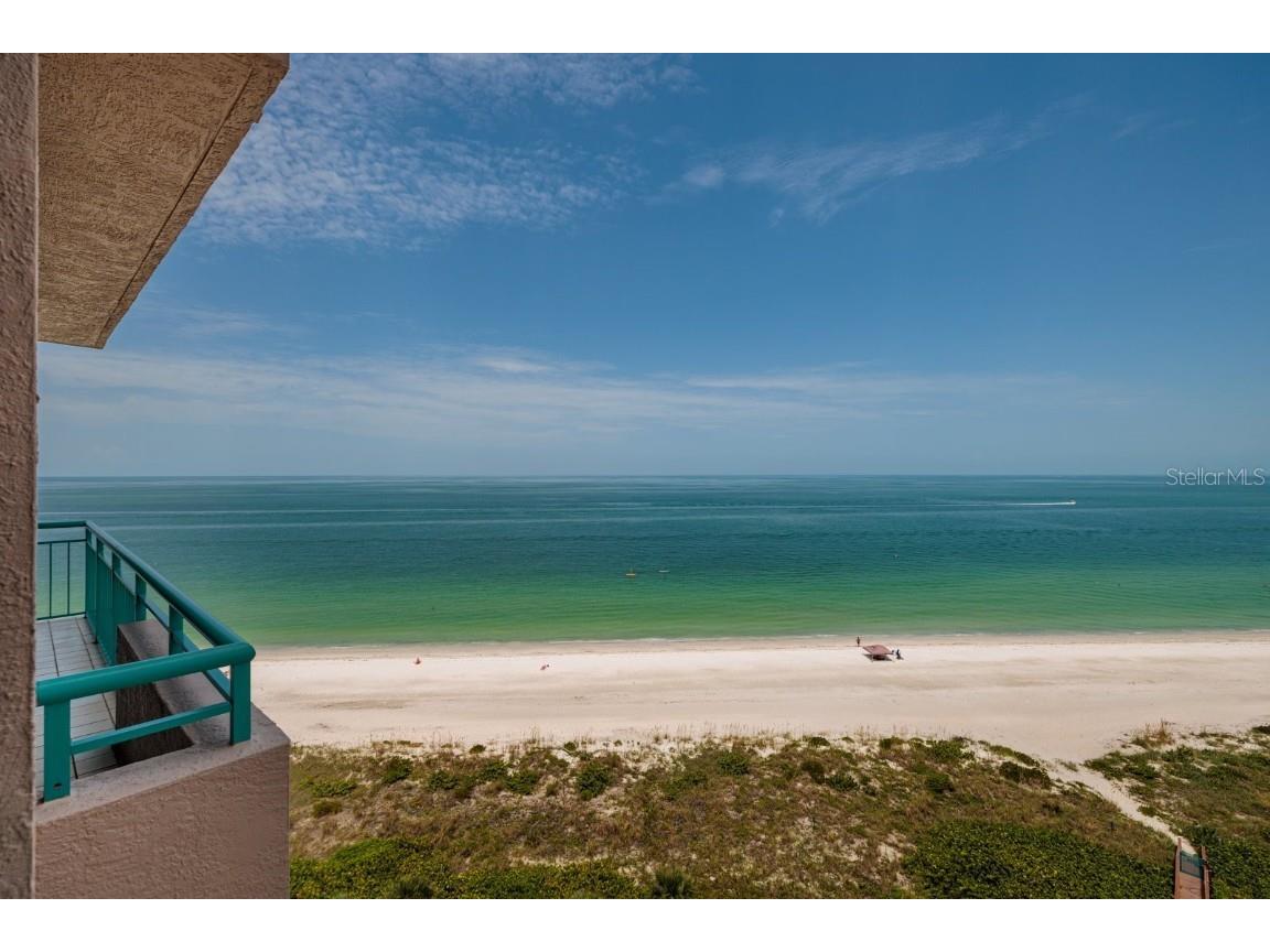 1560 Gulf Boulevard #1004 Clearwater Beach FL 33767 - GULF OF MEXICO U8252109 image1