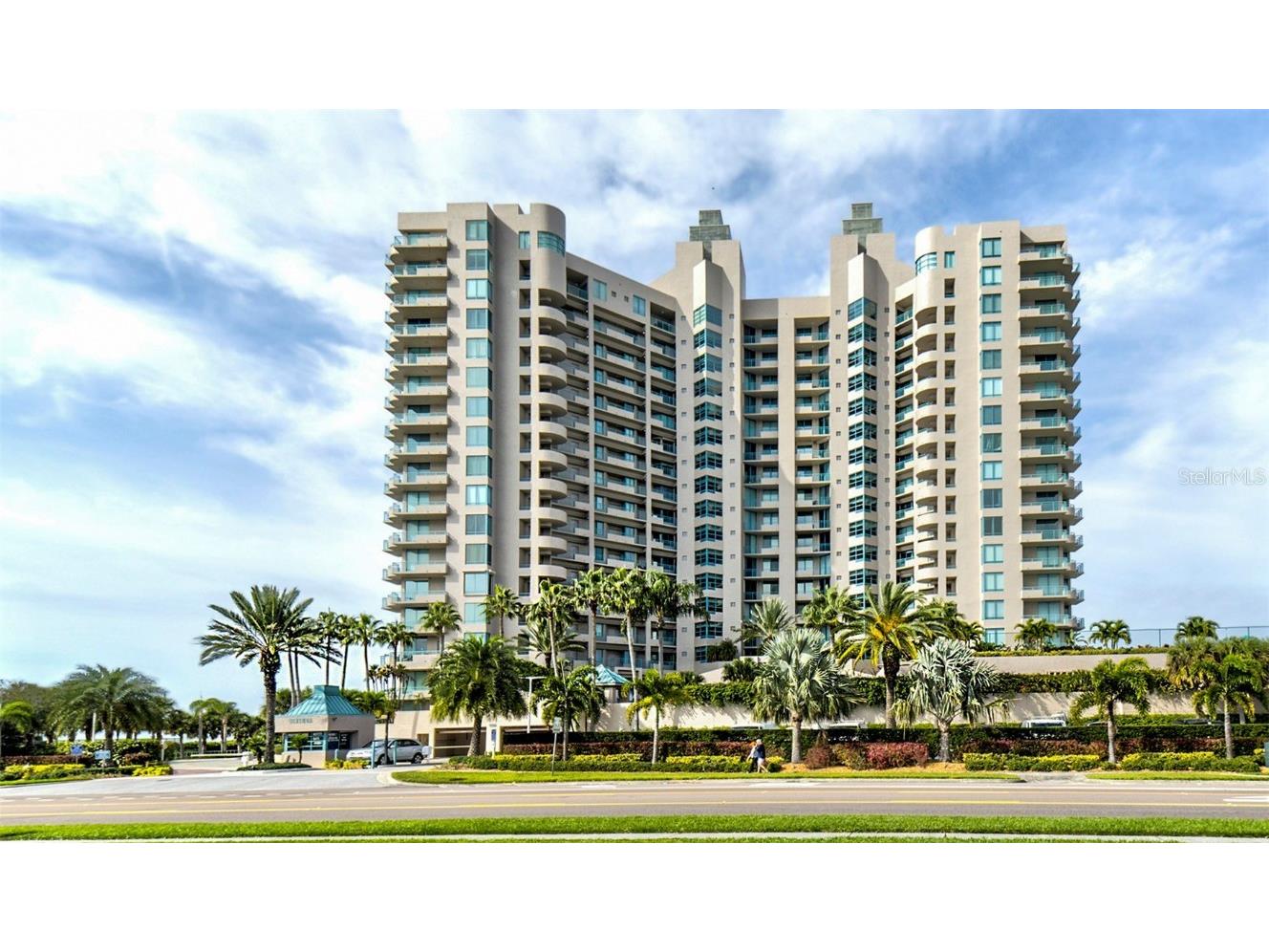 1560 Gulf Boulevard #1005 Clearwater FL 33767 U8202602 image1