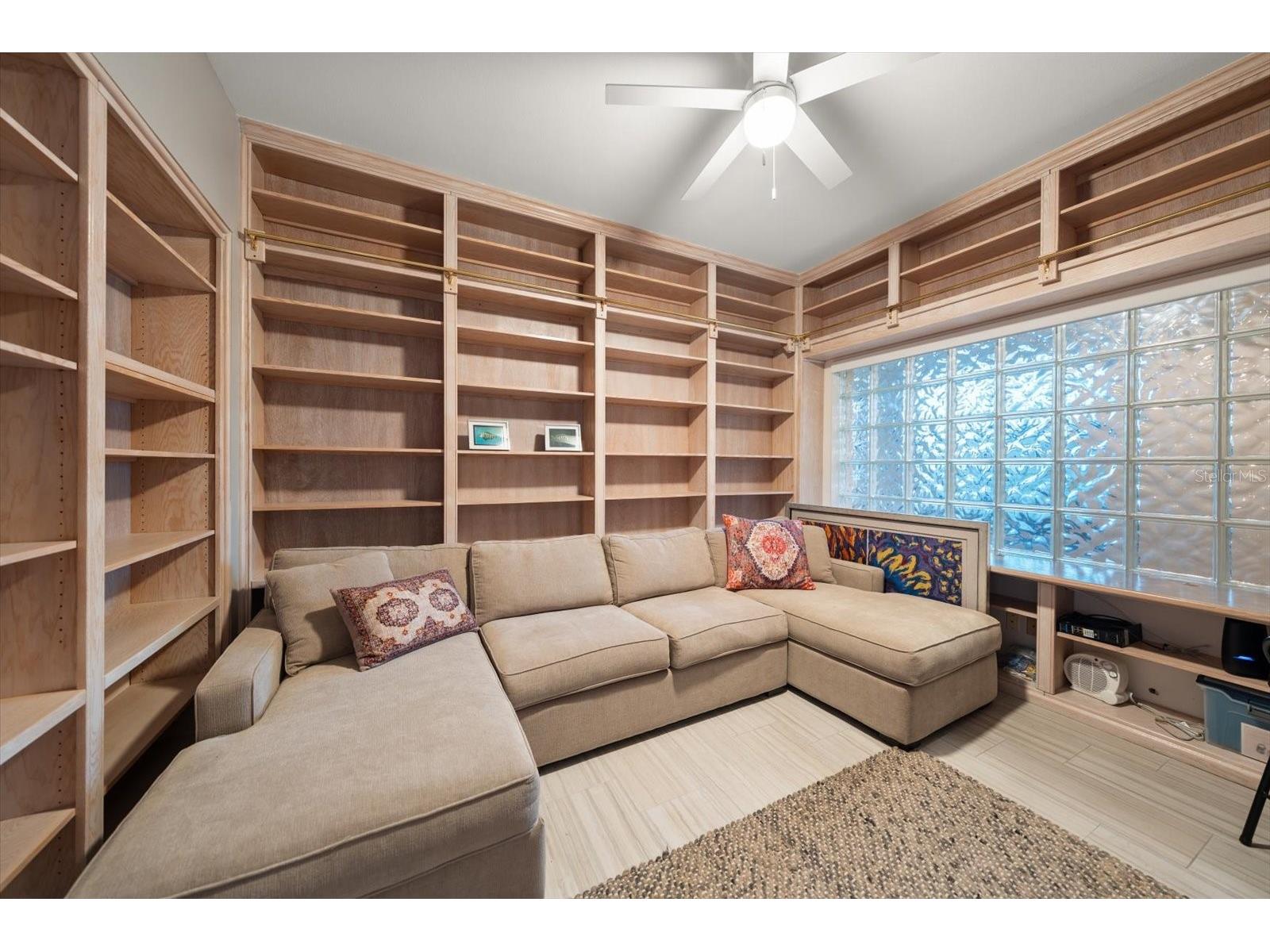 1560 Gulf Boulevard #304 Clearwater FL 33767 TB8497923 image25