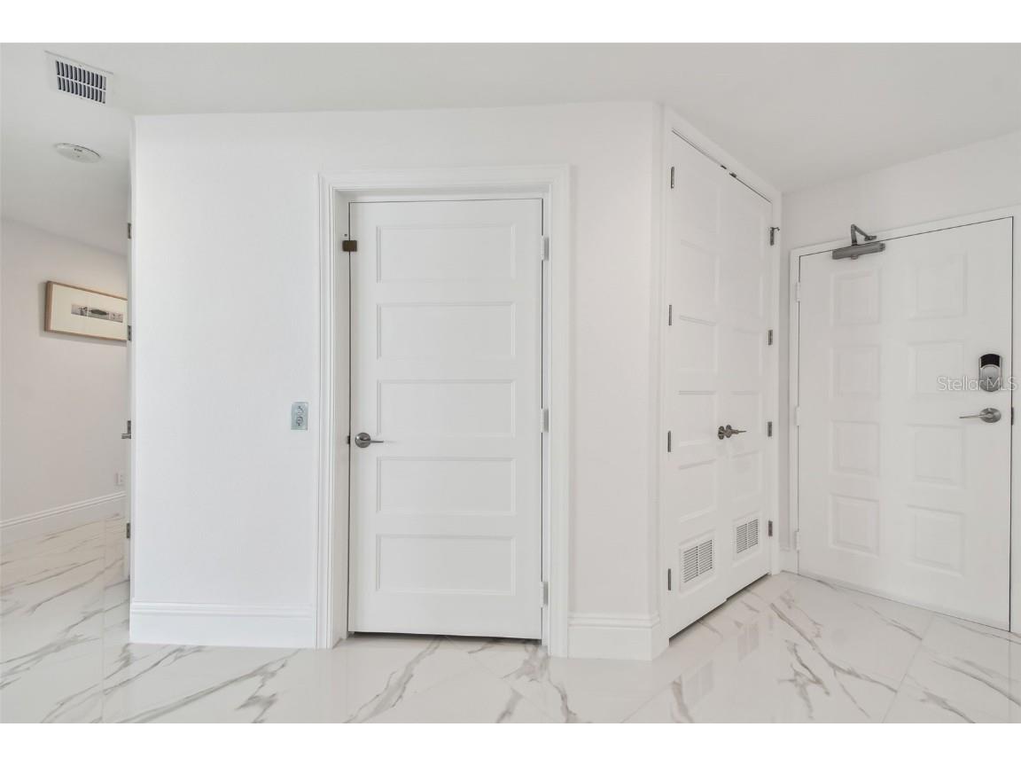 1560 Gulf Boulevard #306 Clearwater Beach FL 33767 - GULF OF MEXICO TB8417595 image13