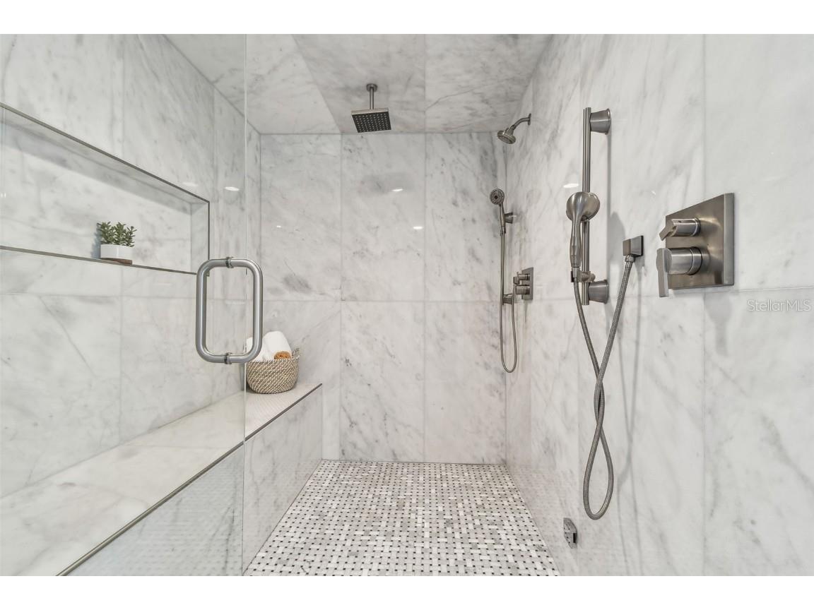 1560 Gulf Boulevard #306 Clearwater Beach FL 33767 - GULF OF MEXICO TB8417595 image24