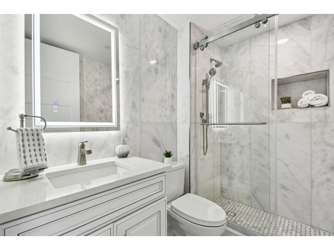 1560 Gulf Boulevard #306 Clearwater Beach FL 33767 - GULF OF MEXICO TB8417595 image27