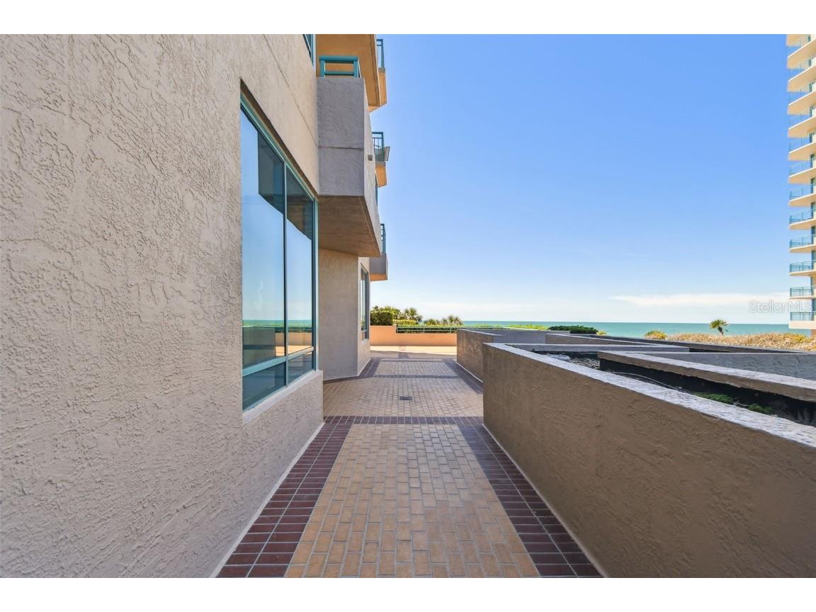 1560 Gulf Boulevard #306 Clearwater Beach FL 33767 - GULF OF MEXICO TB8417595 image39