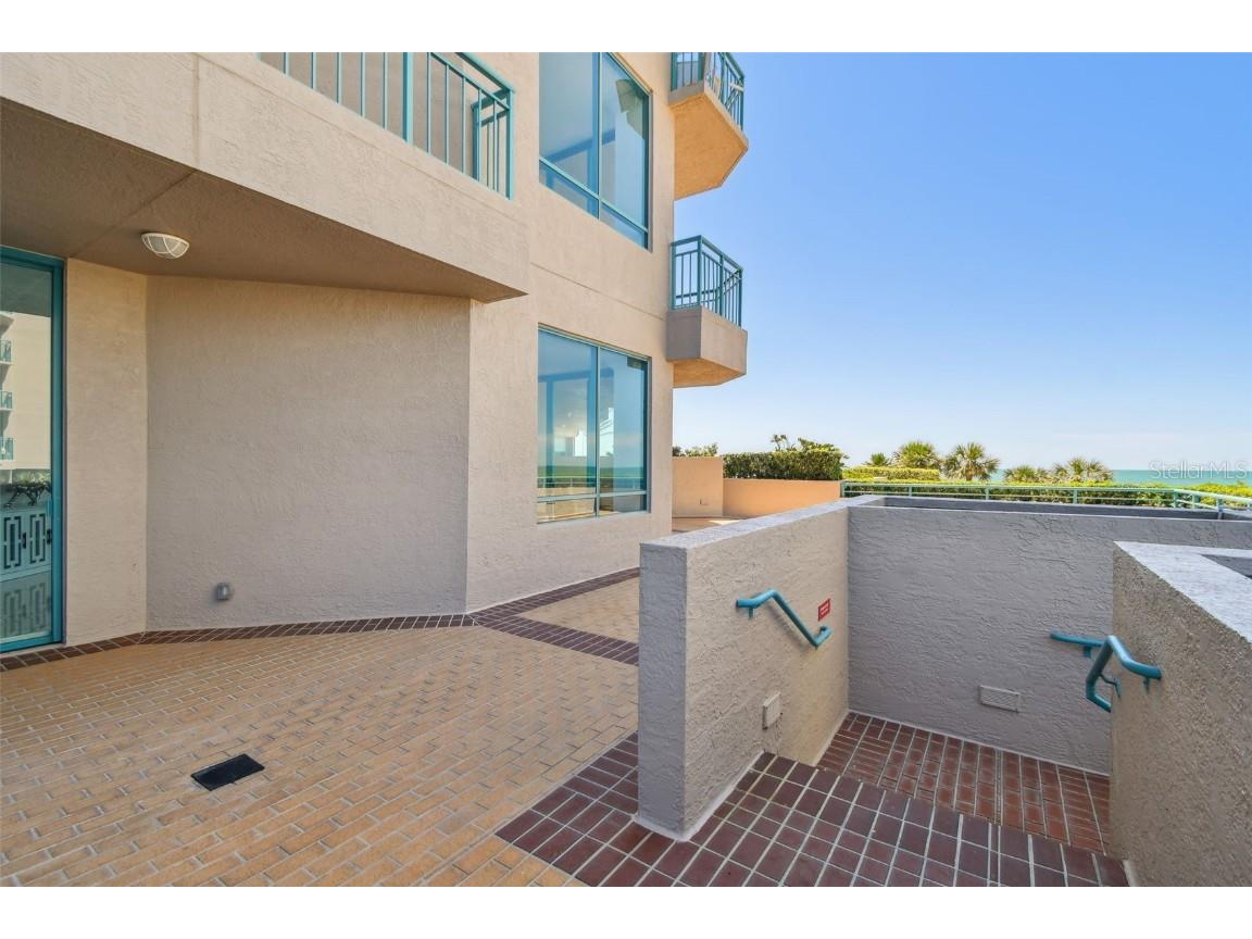 1560 Gulf Boulevard #306 Clearwater Beach FL 33767 - GULF OF MEXICO TB8417595 image42