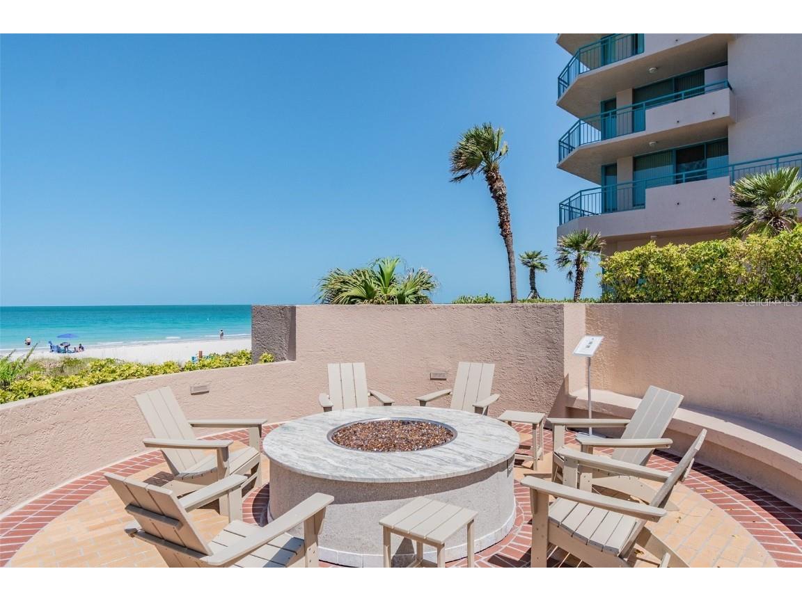1560 Gulf Boulevard #306 Clearwater Beach FL 33767 - GULF OF MEXICO TB8417595 image52