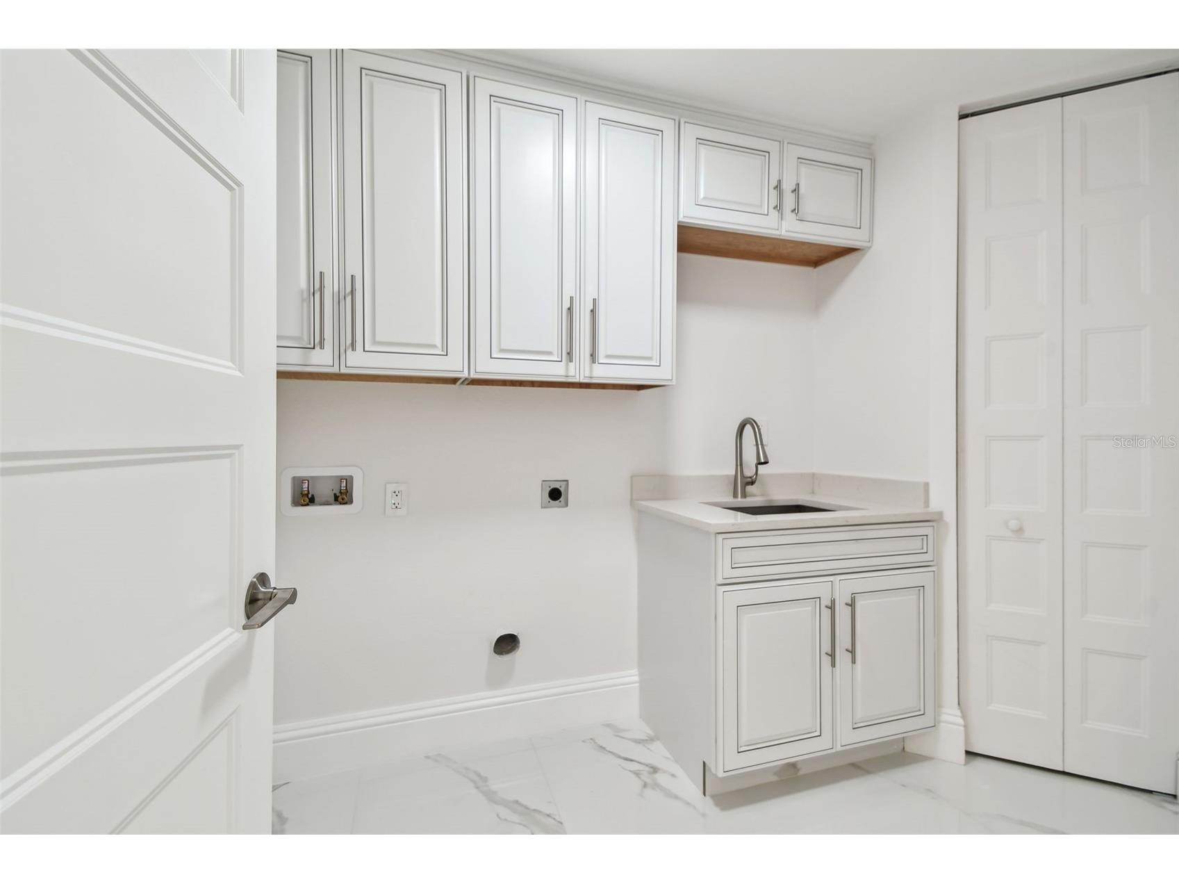 1560 Gulf Boulevard #306 Clearwater Beach FL 33767 - GULF OF MEXICO TB8473031 image33