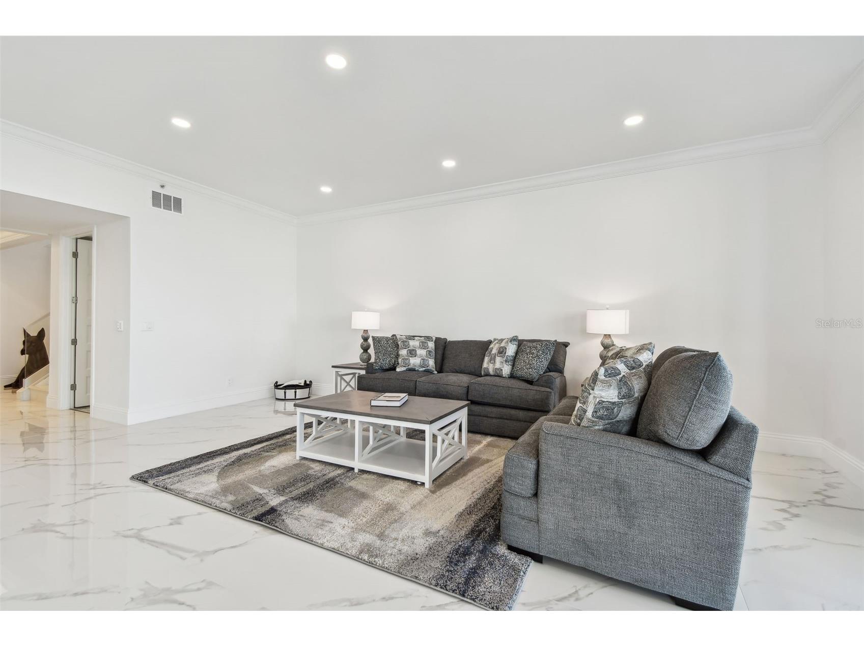 1560 Gulf Boulevard #306 Clearwater Beach FL 33767 - GULF OF MEXICO TB8473031 image8