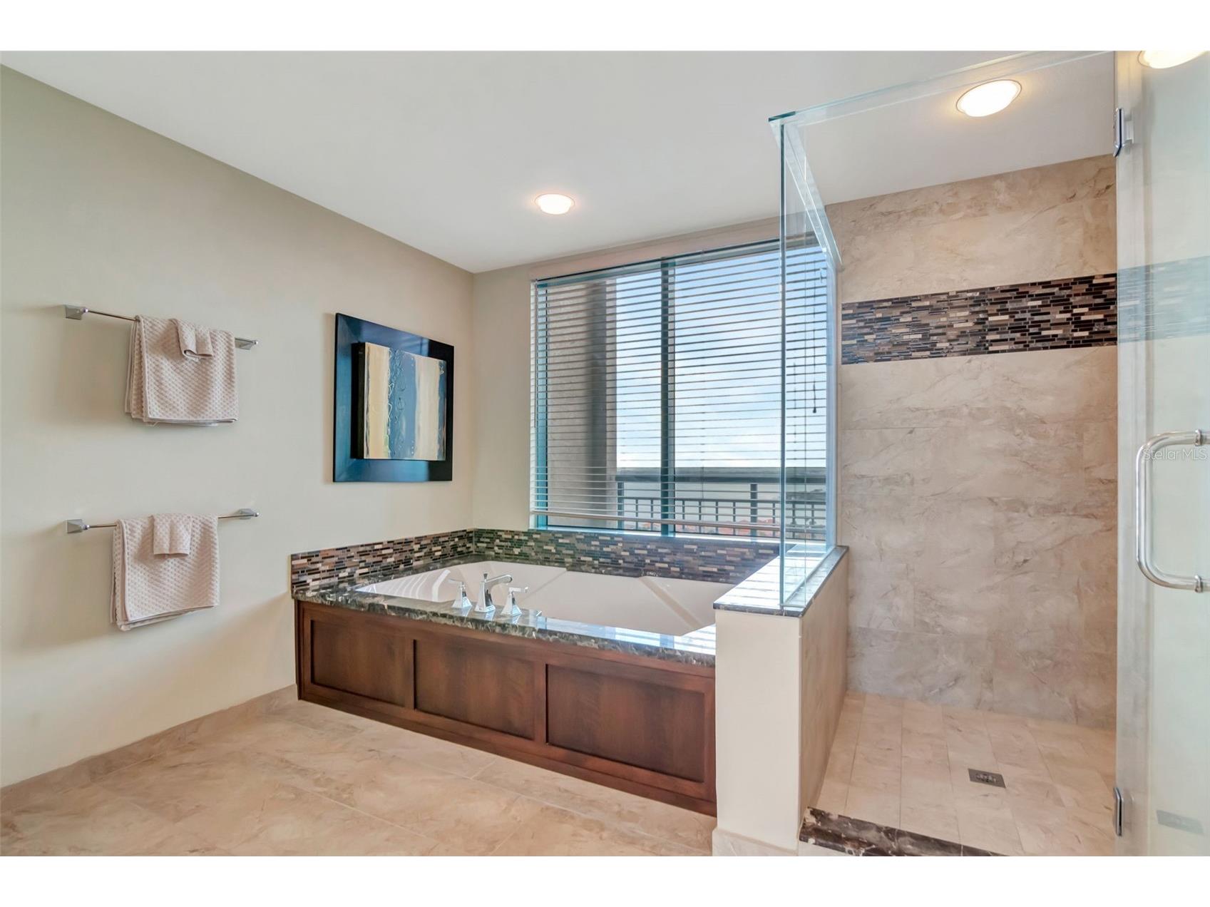 1560 Gulf Boulevard #4 Clearwater Beach FL 33767 TB8502984 image21