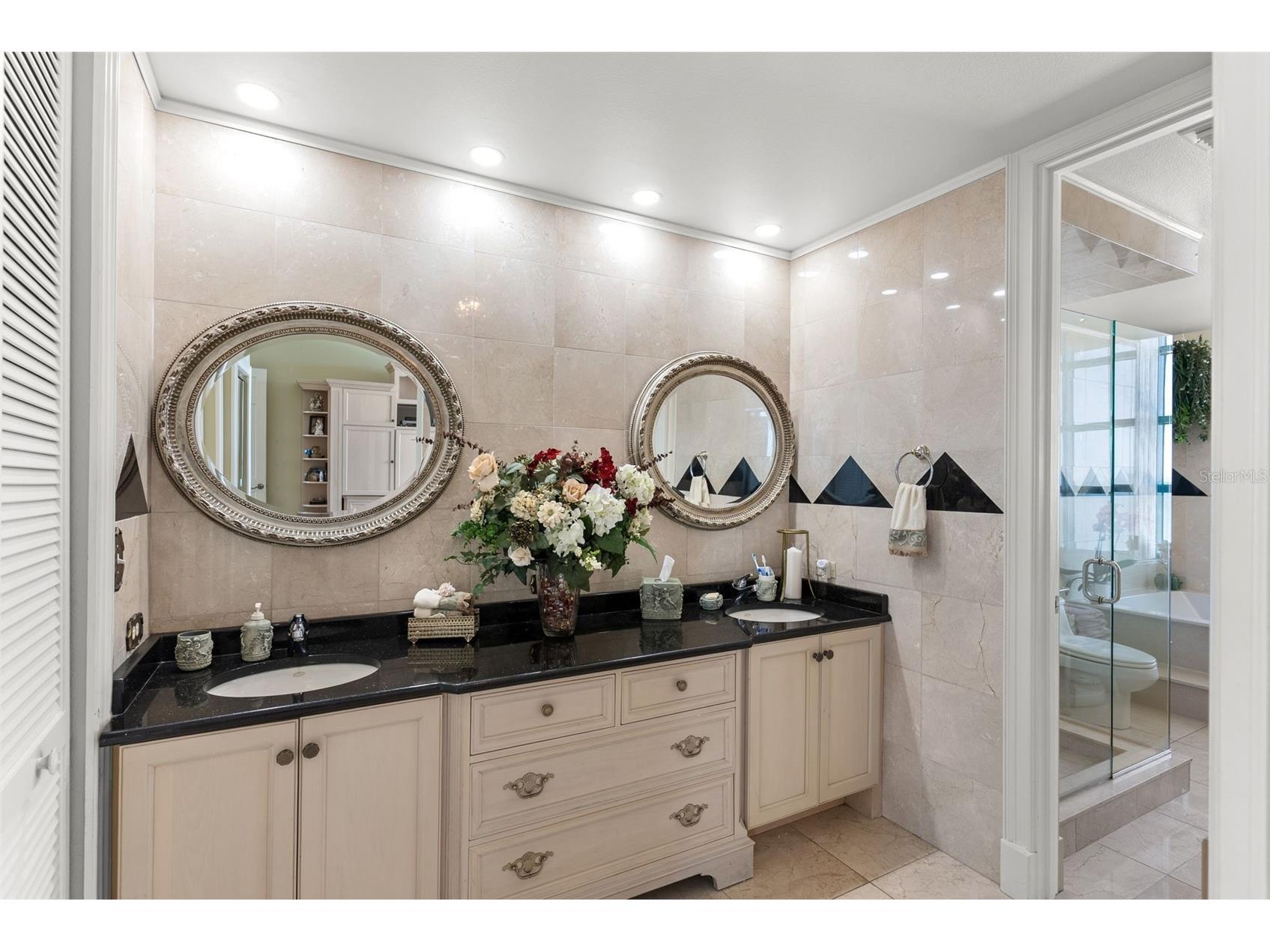 1560 Gulf Boulevard #602 Clearwater Beach FL 33767 - GULF OF MEXICO/AMERICA TB8452835 image25