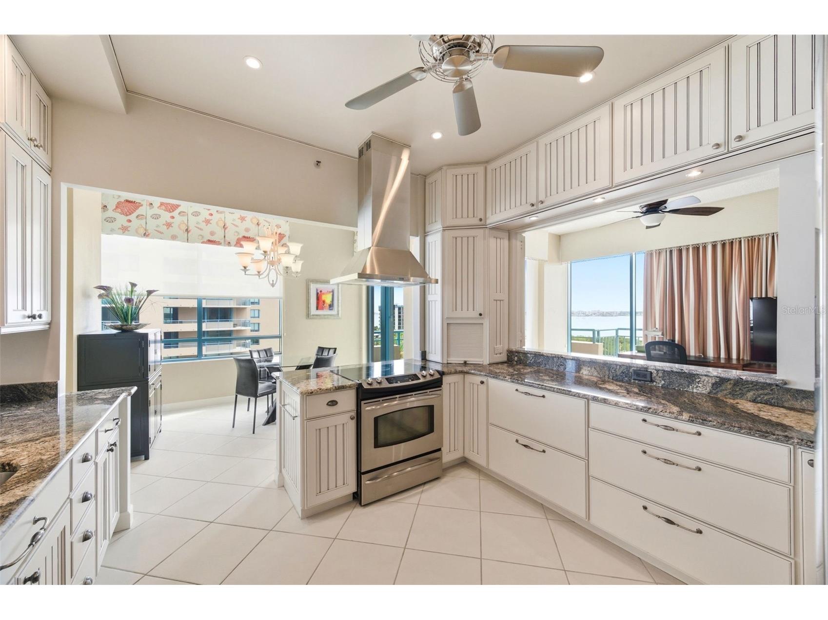 1560 Gulf Boulevard #706 Clearwater Beach FL 33767 - GULF TB8515335 image10