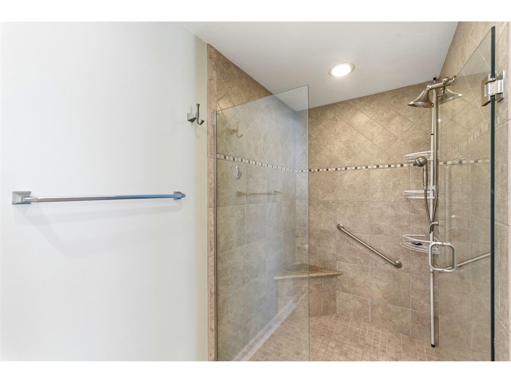 1560 Gulf Boulevard #706 Clearwater Beach FL 33767 - GULF TB8515335 image17
