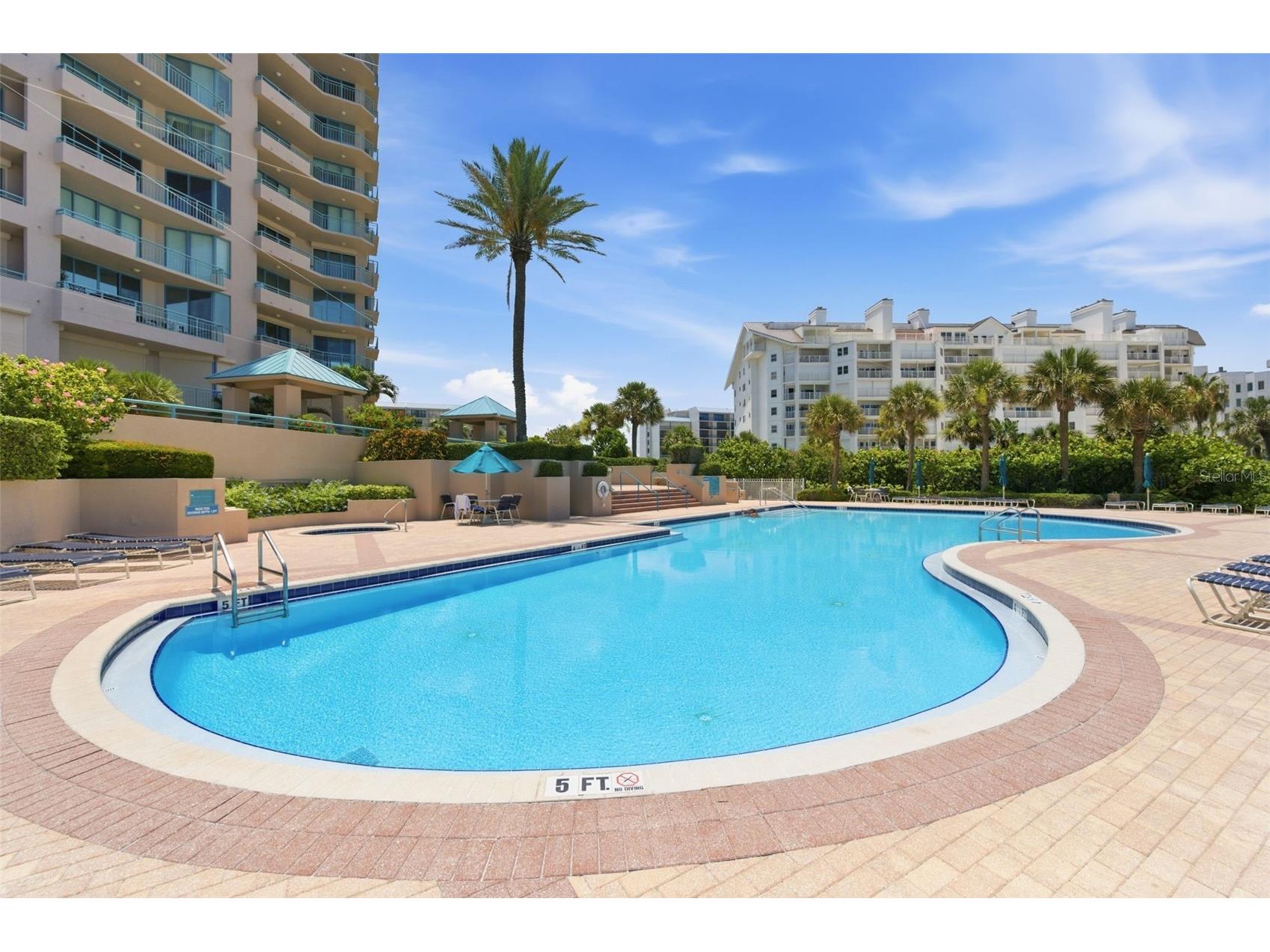 1560 Gulf Boulevard #706 Clearwater Beach FL 33767 - GULF TB8515335 image40