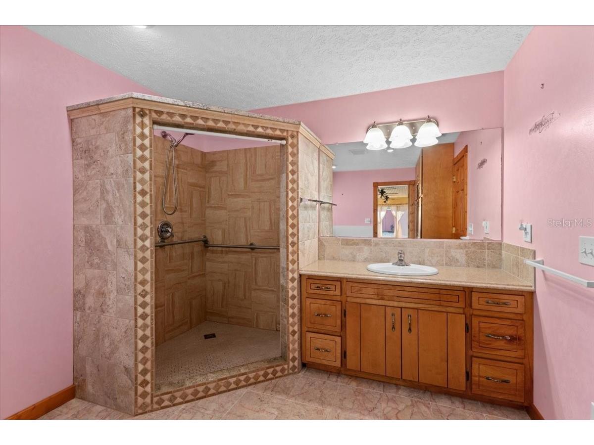 1560 Ingram Avenue Sarasota FL 34232 A4672743 image22