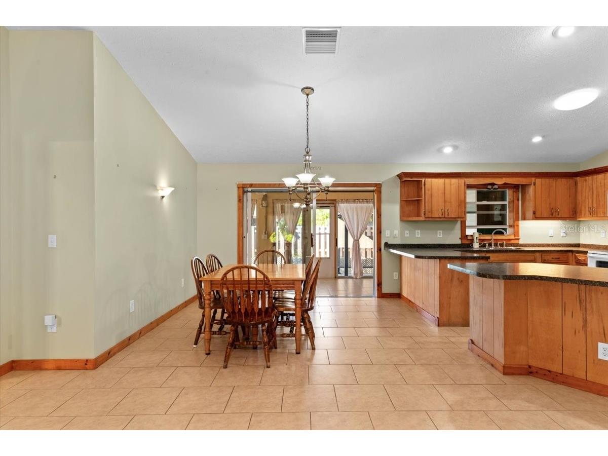 1560 Ingram Avenue Sarasota FL 34232 A4672743 image9