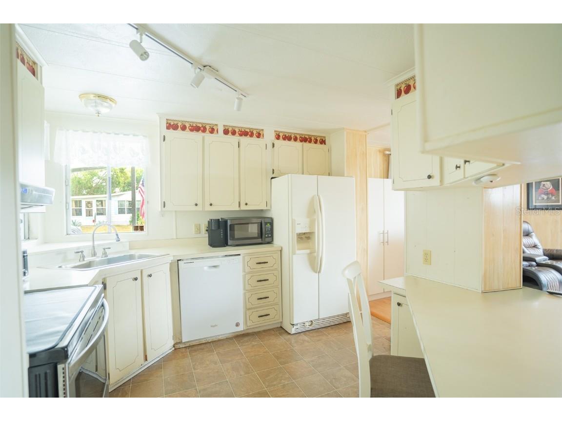 1560 Longbow Drive Lakeland FL 33810 L4957687 image6