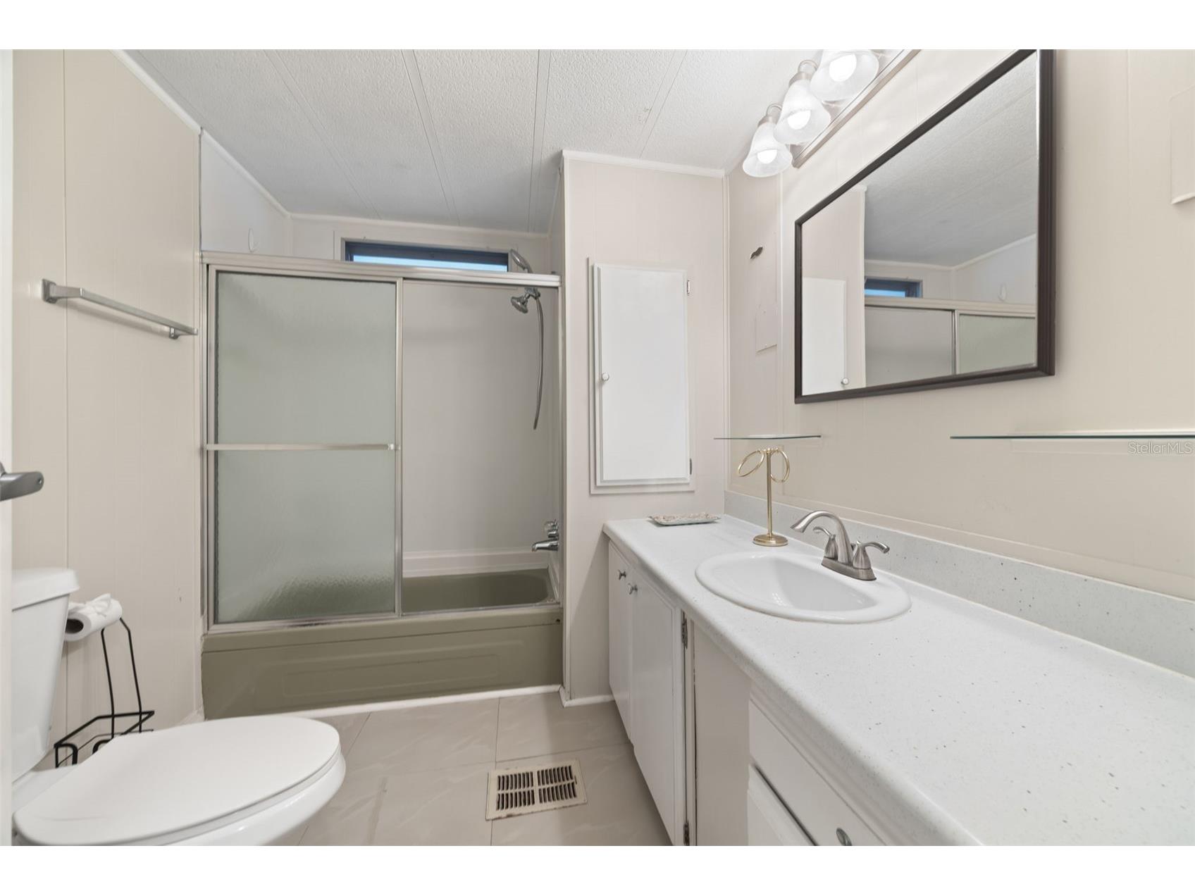 15601 Lakeshore Villa Loop Tampa FL 33613 W7887392 image19