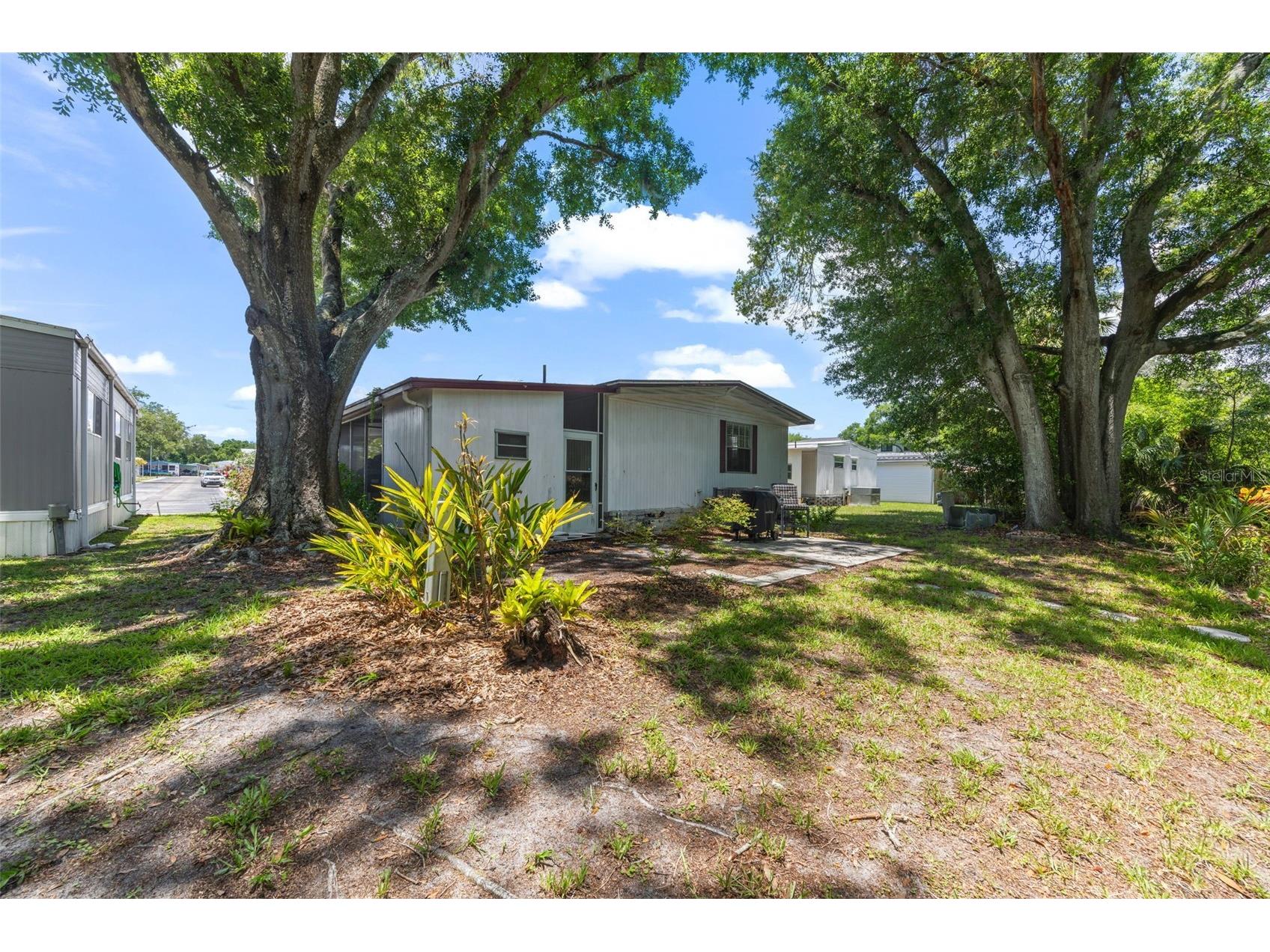 15601 Lakeshore Villa Loop Tampa FL 33613 W7887392 image29