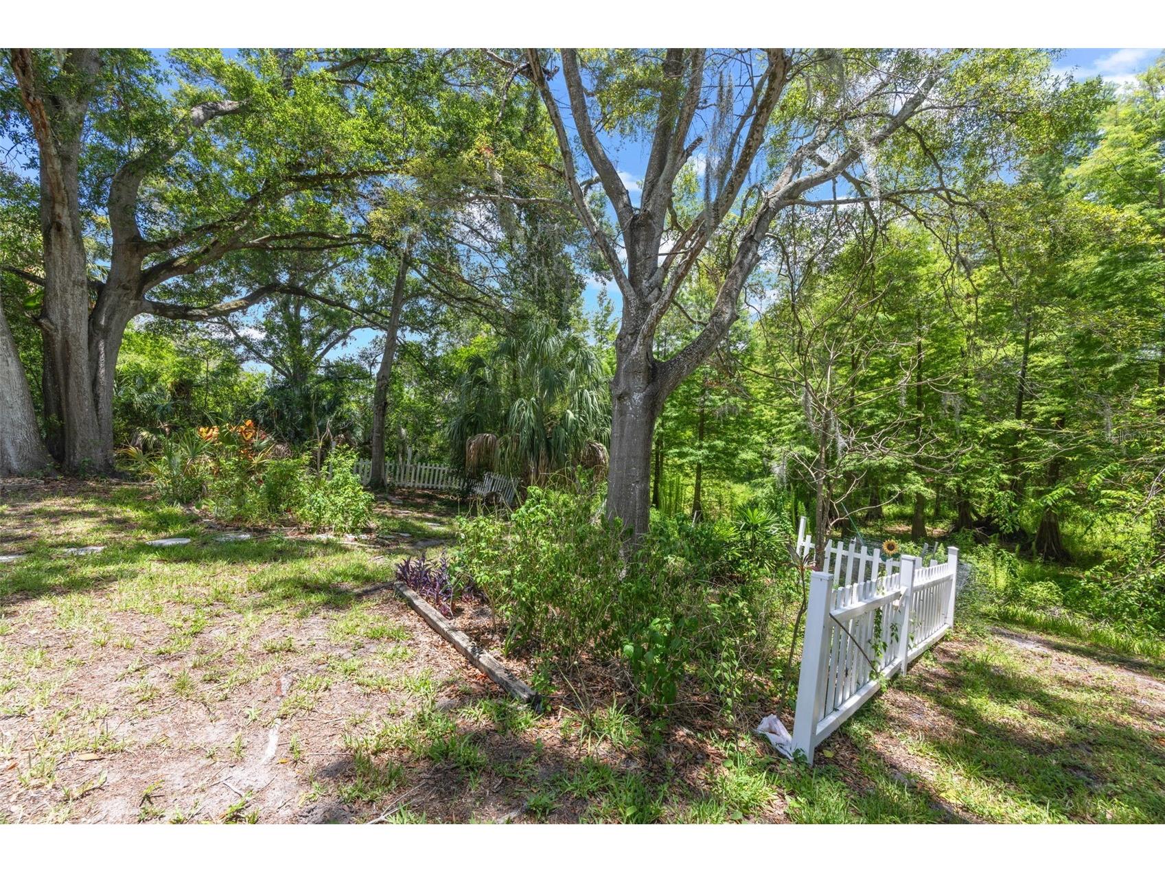 15601 Lakeshore Villa Loop Tampa FL 33613 W7887392 image36