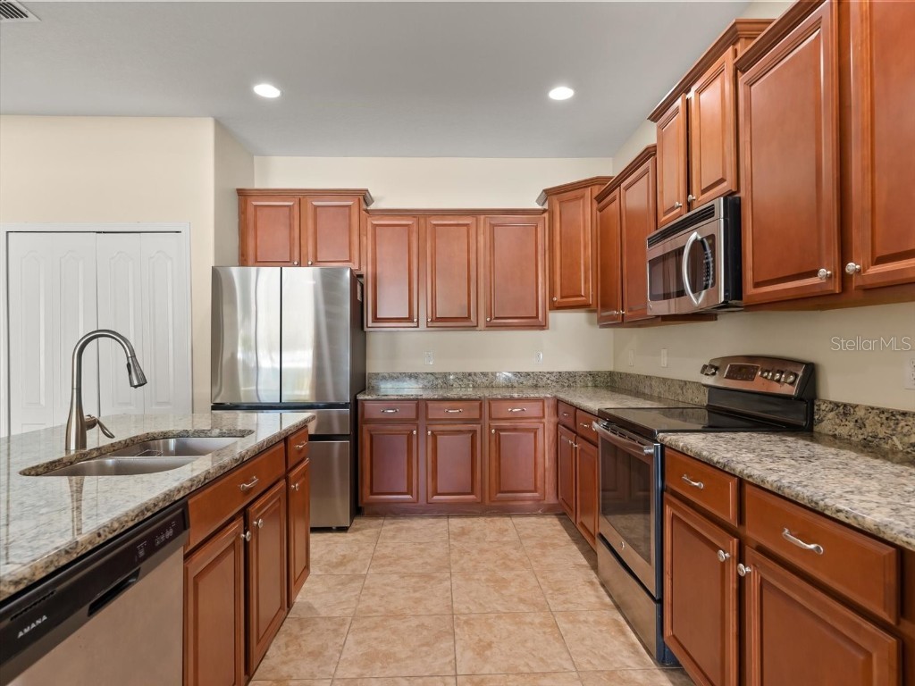 15607 Camp Dubois Crescent Winter Garden FL 34787 O6360056 image12