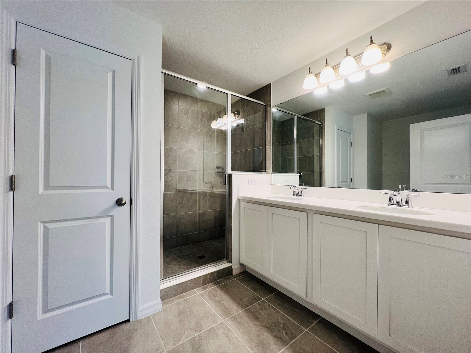 1561 Discovery Street Davenport FL 33896 O6423150 image8