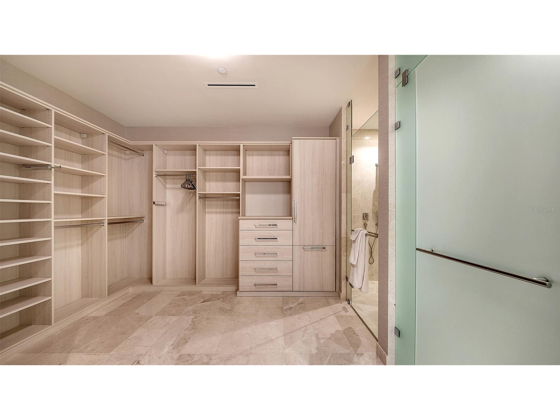 1561 Gulf Of Mexico Drive #304 Longboat Key FL 34228 - GULF OF MEXICO A4685495 image33