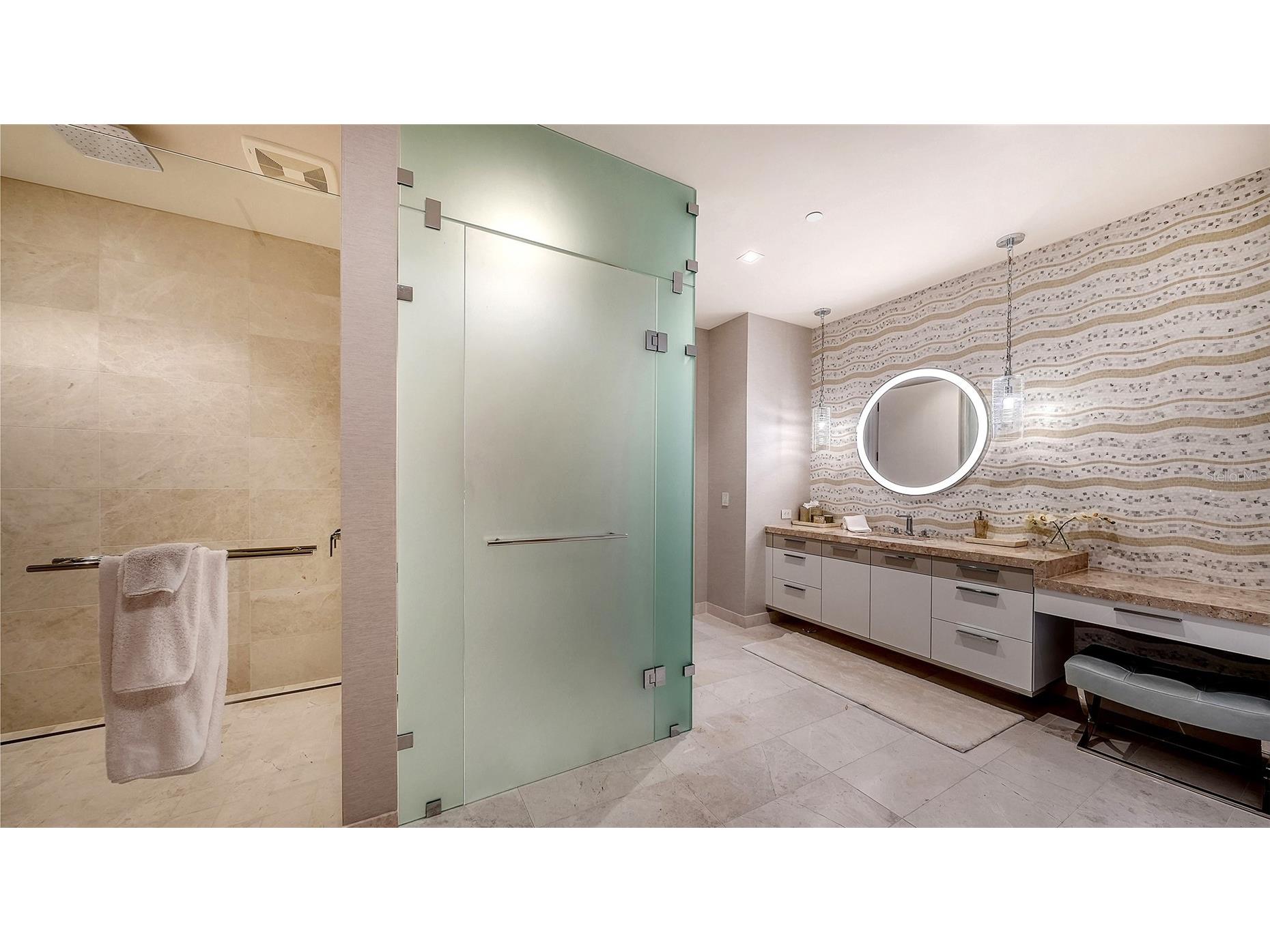 1561 Gulf Of Mexico Drive #304 Longboat Key FL 34228 - GULF OF MEXICO A4685495 image34