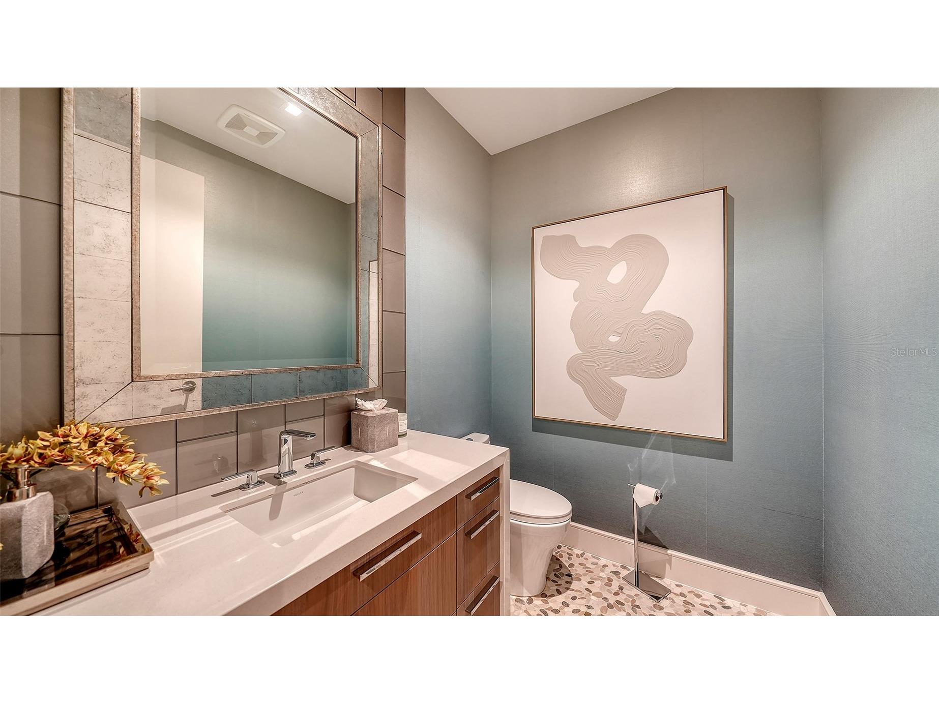 1561 Gulf Of Mexico Drive #304 Longboat Key FL 34228 - GULF OF MEXICO A4685495 image50