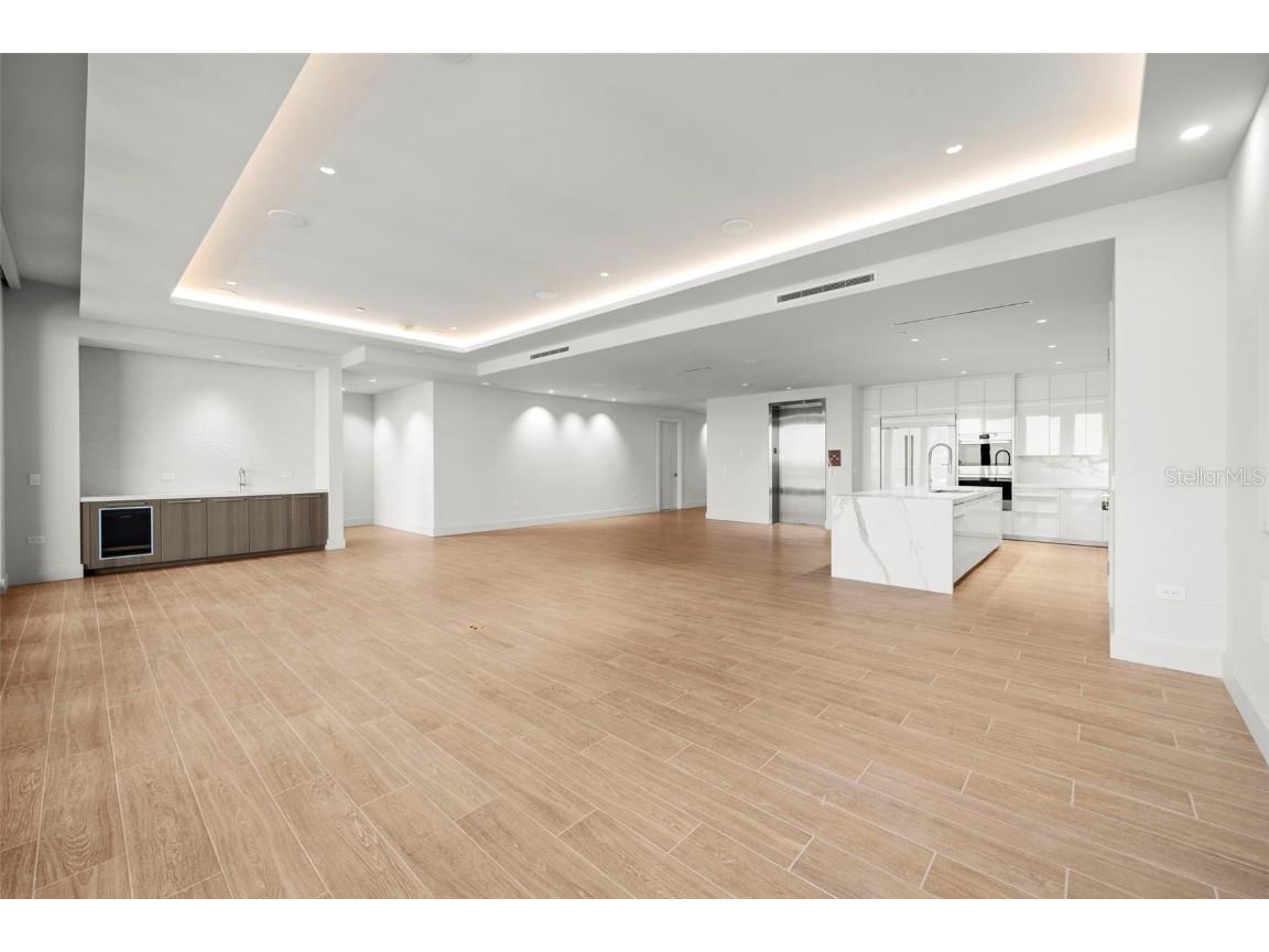 1561 Gulf Of Mexico Drive #403 Longboat Key FL 34228 - GULF OF MEXICO SARASOTA BAY A4627926 image11