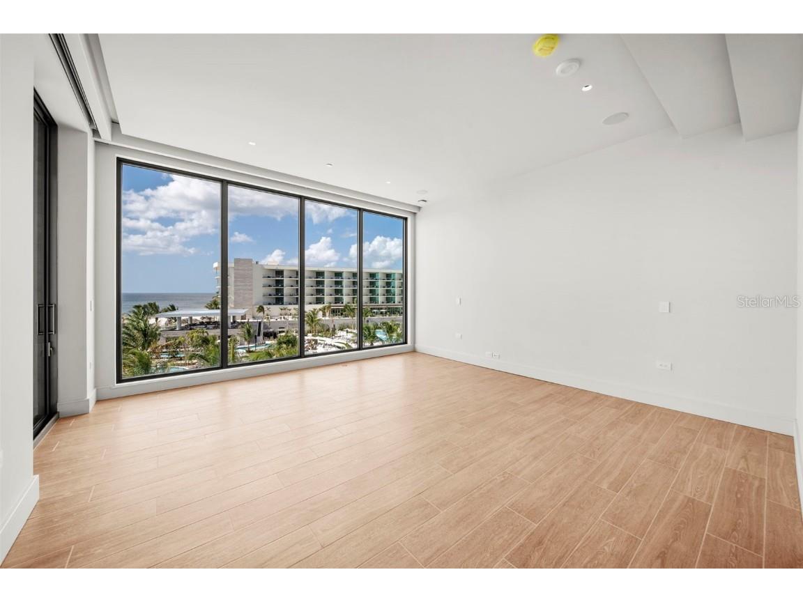 1561 Gulf Of Mexico Drive #403 Longboat Key FL 34228 - GULF OF MEXICO SARASOTA BAY A4627926 image16