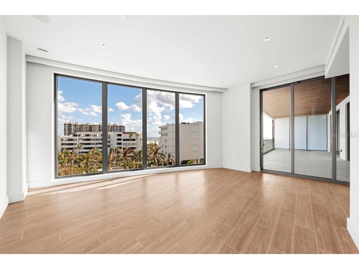 1561 Gulf Of Mexico Drive #403 Longboat Key FL 34228 - GULF OF MEXICO SARASOTA BAY A4627926 image30