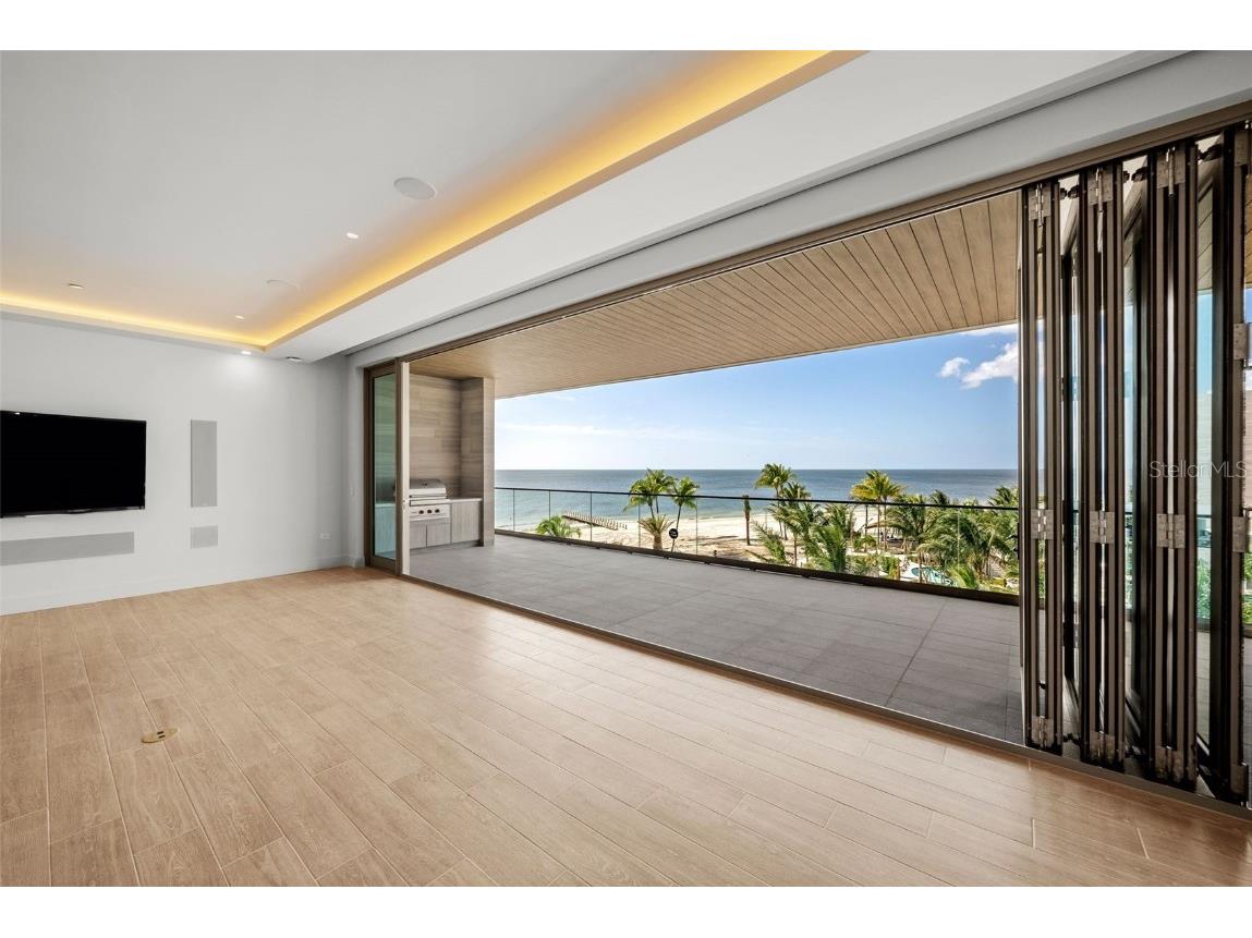 1561 Gulf Of Mexico Drive #403 Longboat Key FL 34228 - GULF OF MEXICO SARASOTA BAY A4627926 image8