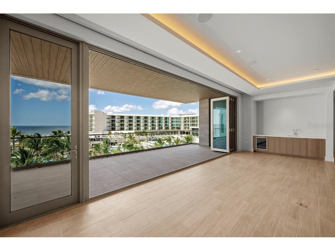 1561 Gulf Of Mexico Drive #403 Longboat Key FL 34228 - GULF OF MEXICO SARASOTA BAY A4627926 image9