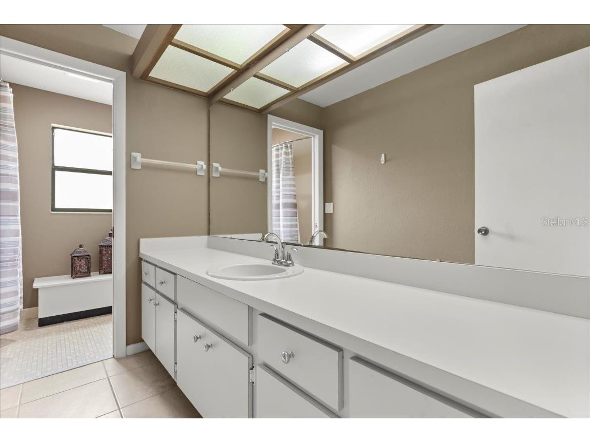 1561 Mac Charles Court Dunedin FL 34698 O6356406 image18