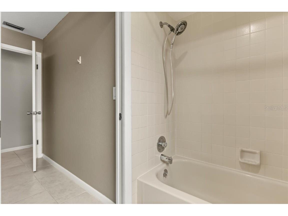 1561 Mac Charles Court Dunedin FL 34698 O6356406 image19