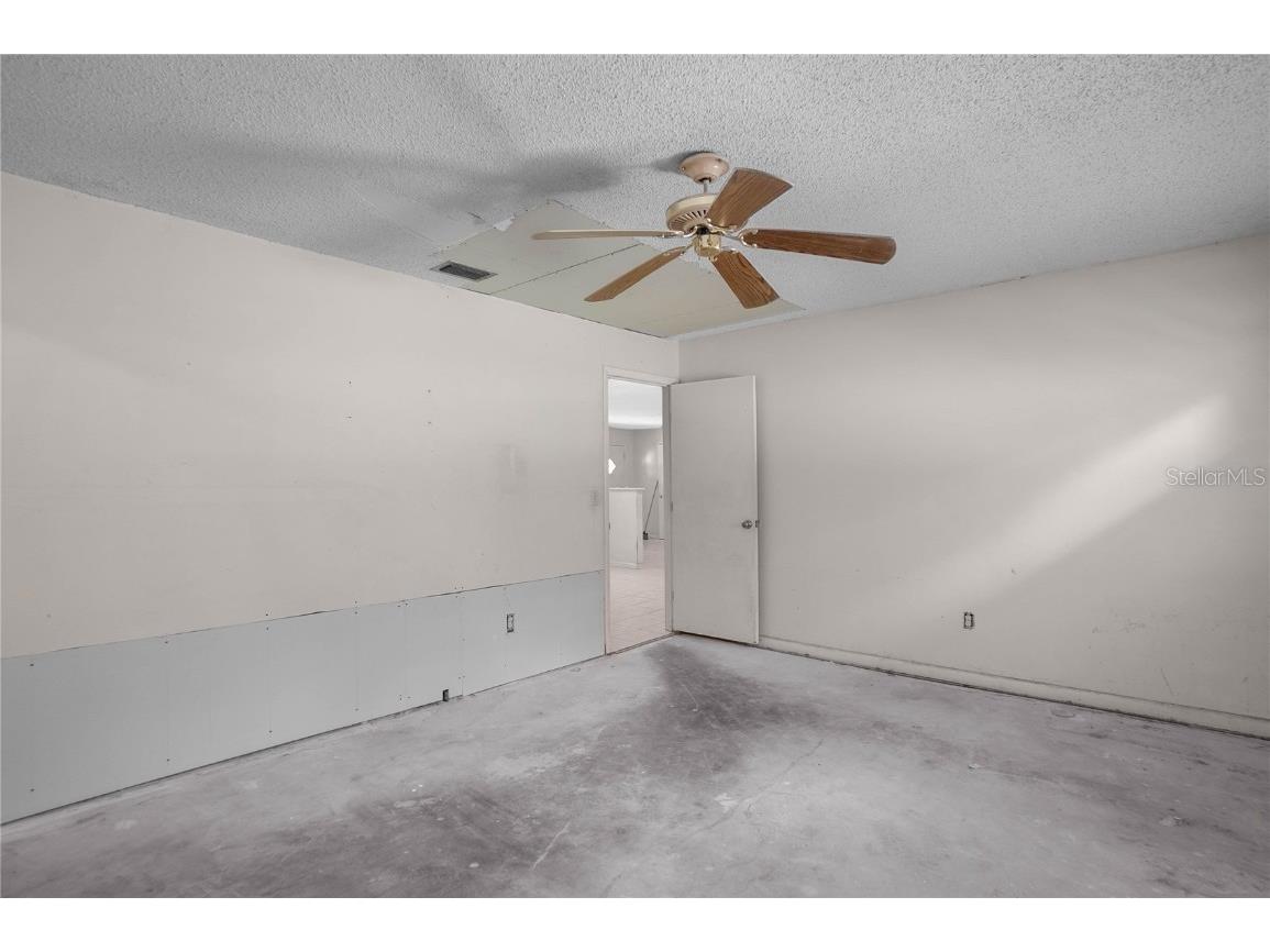 1561 NW 21st Street Crystal River FL 34428 W7874237 image15