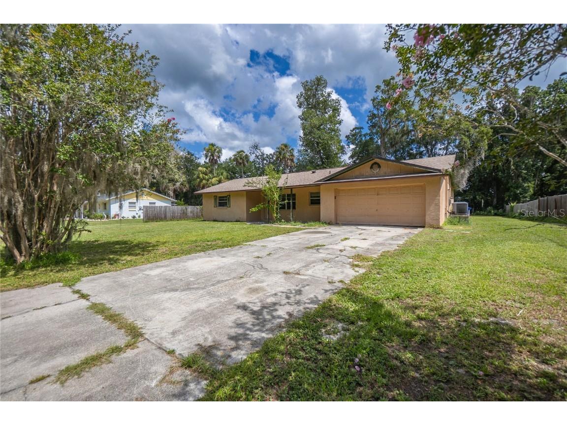 1561 NW 21st Street Crystal River FL 34428 W7874237 image2