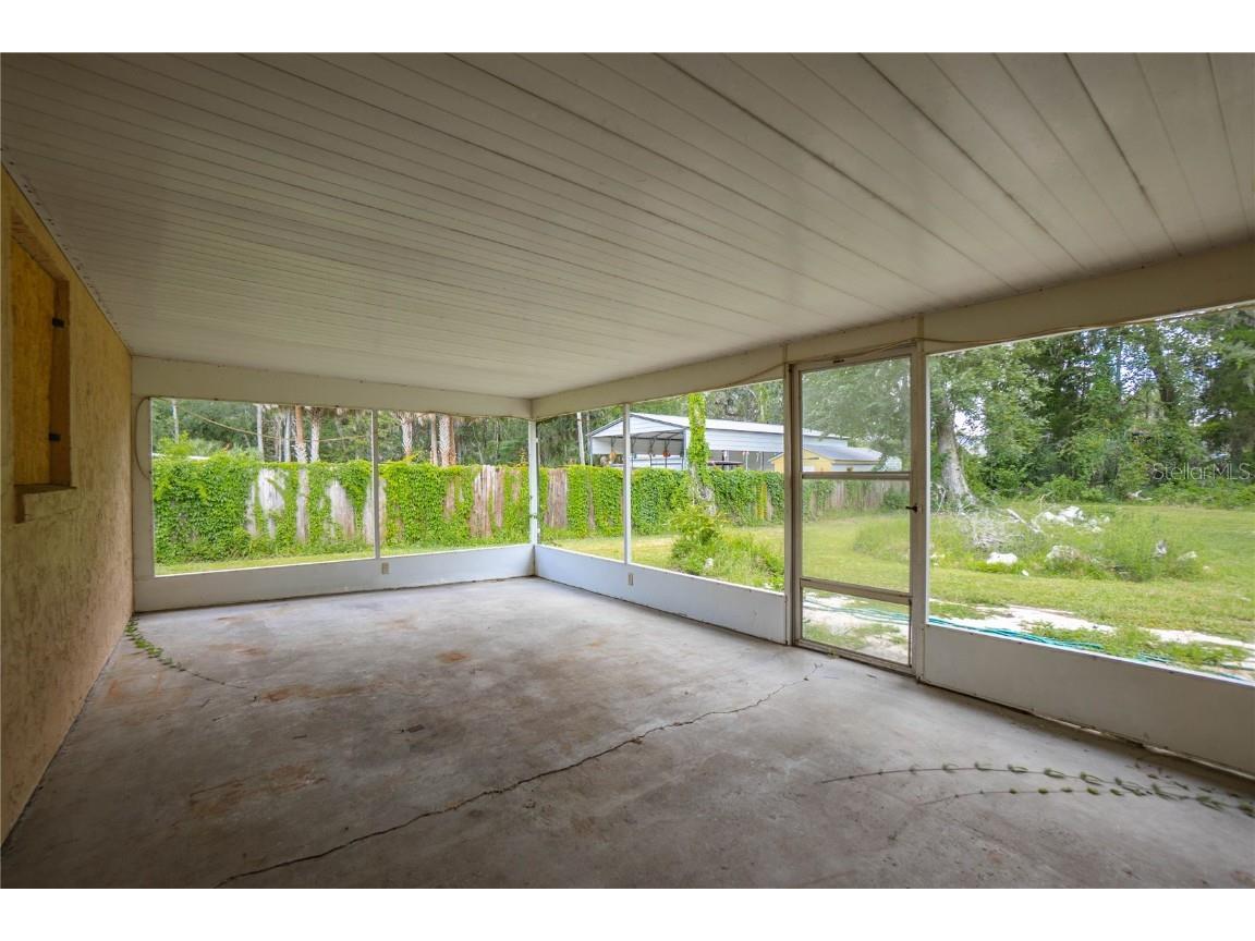 1561 NW 21st Street Crystal River FL 34428 W7874237 image24