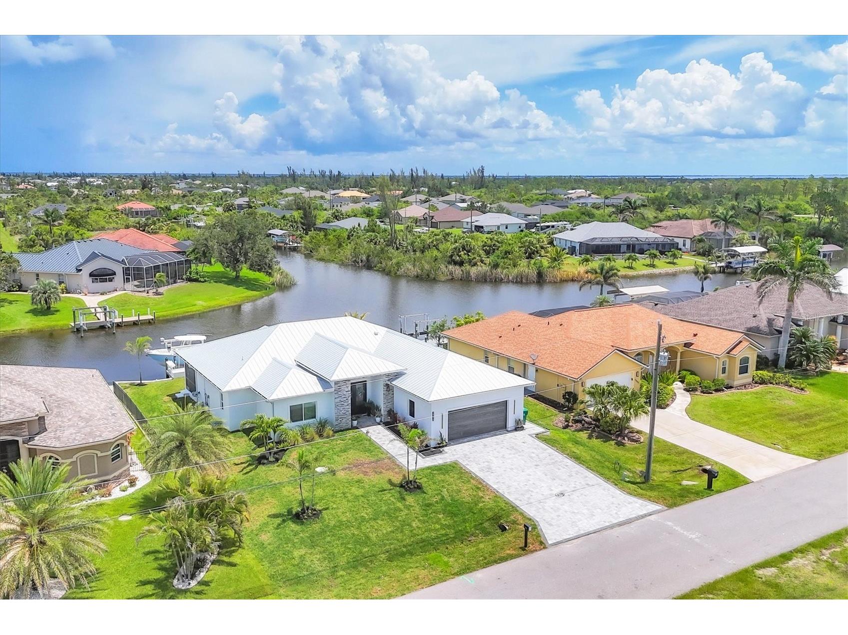 15610 Staunton Circle Port Charlotte FL 33981 - STAUNTON WATERWAY D6145410 image6