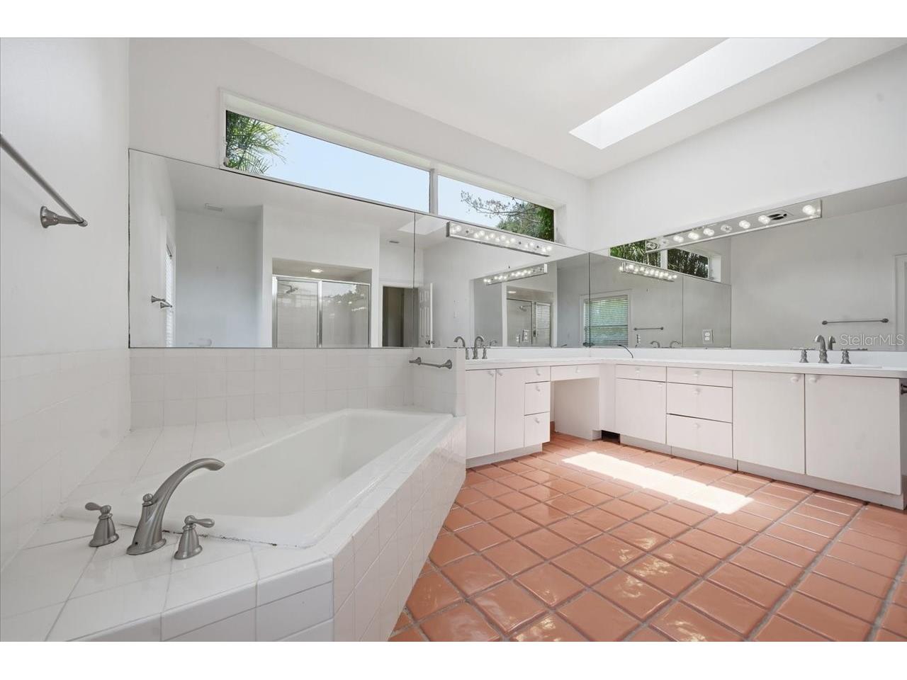 15612 Howell Park Lane Tampa FL 33625 - HALFMOON TB8511294 image22