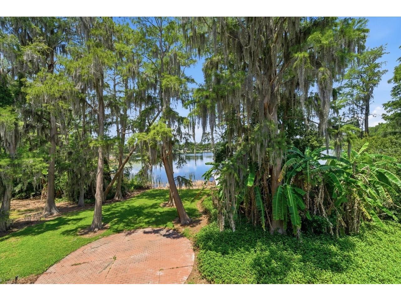 15612 Howell Park Lane Tampa FL 33625 - HALFMOON TB8511294 image25