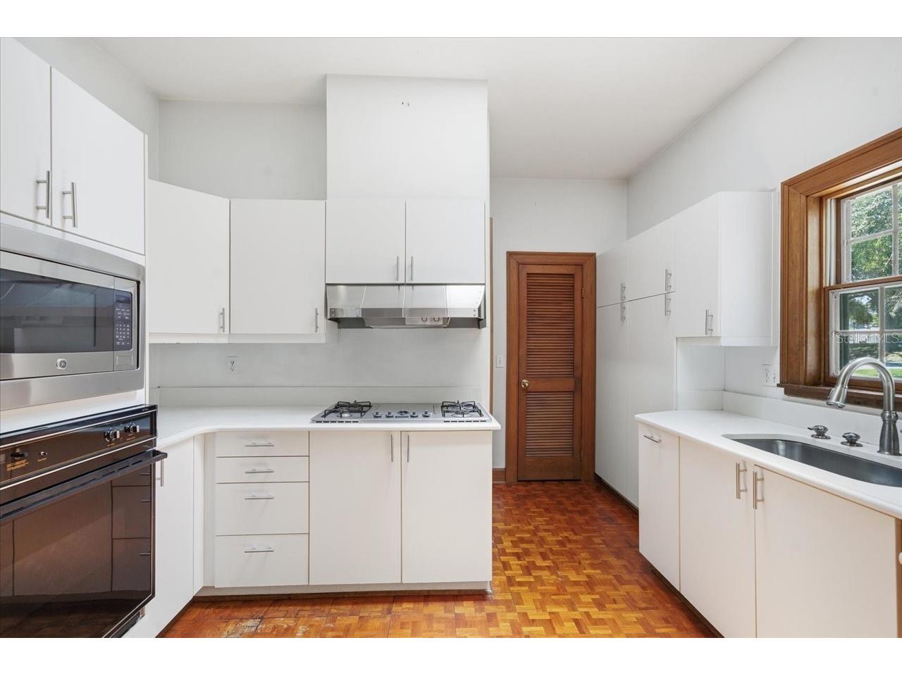 15612 Howell Park Lane Tampa FL 33625 - HALFMOON TB8511294 image31