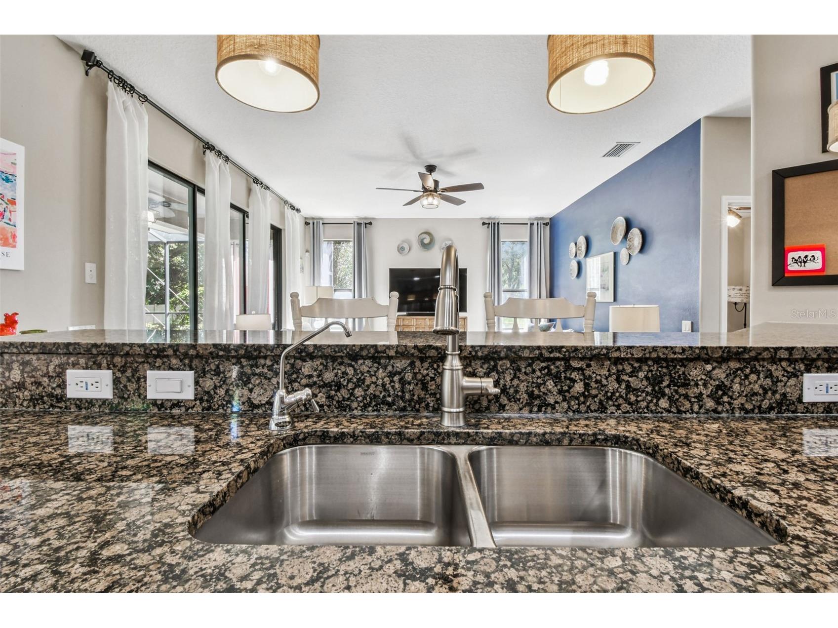 15613 N Himes Avenue Tampa FL 33618 TB8445400 image22