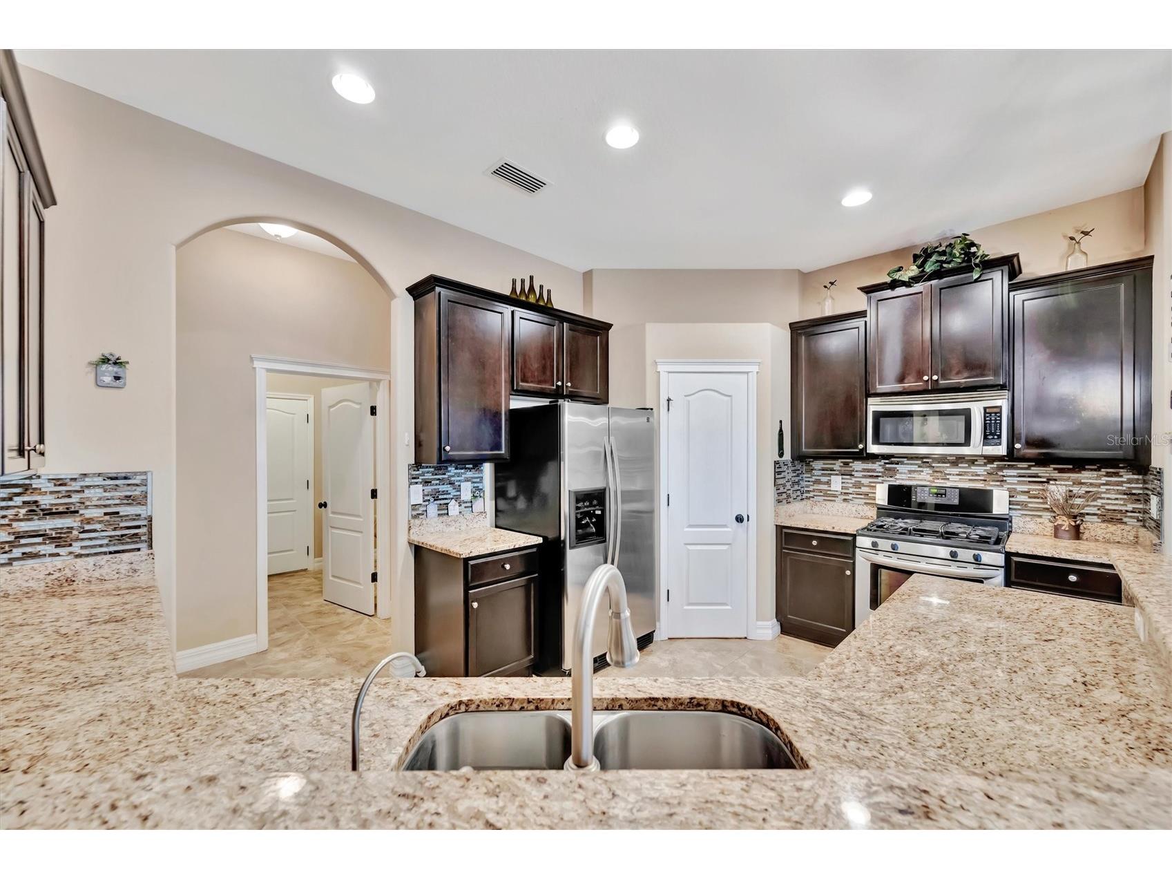 15616 Starling Water Drive Lithia FL 33547 TB8480208 image23