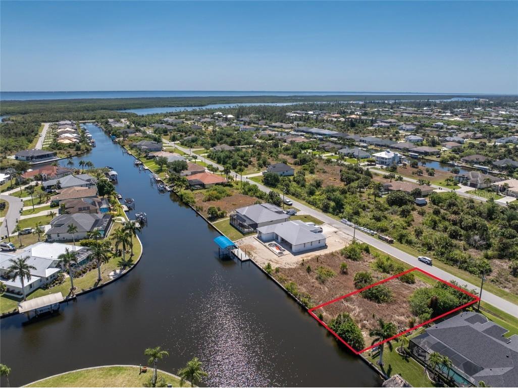 15618 Viscount Circle Port Charlotte FL 33981 - VISCOUNT WATERWAY C7491154 image1