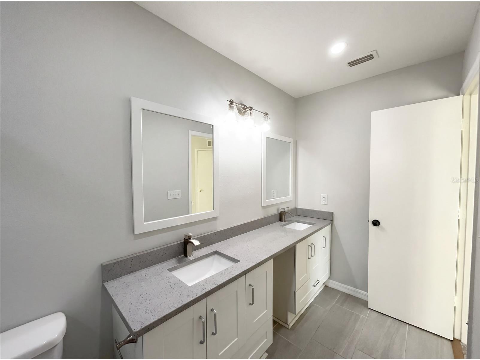 1562 Amy Circle Deltona FL 32738 O6389117 image14