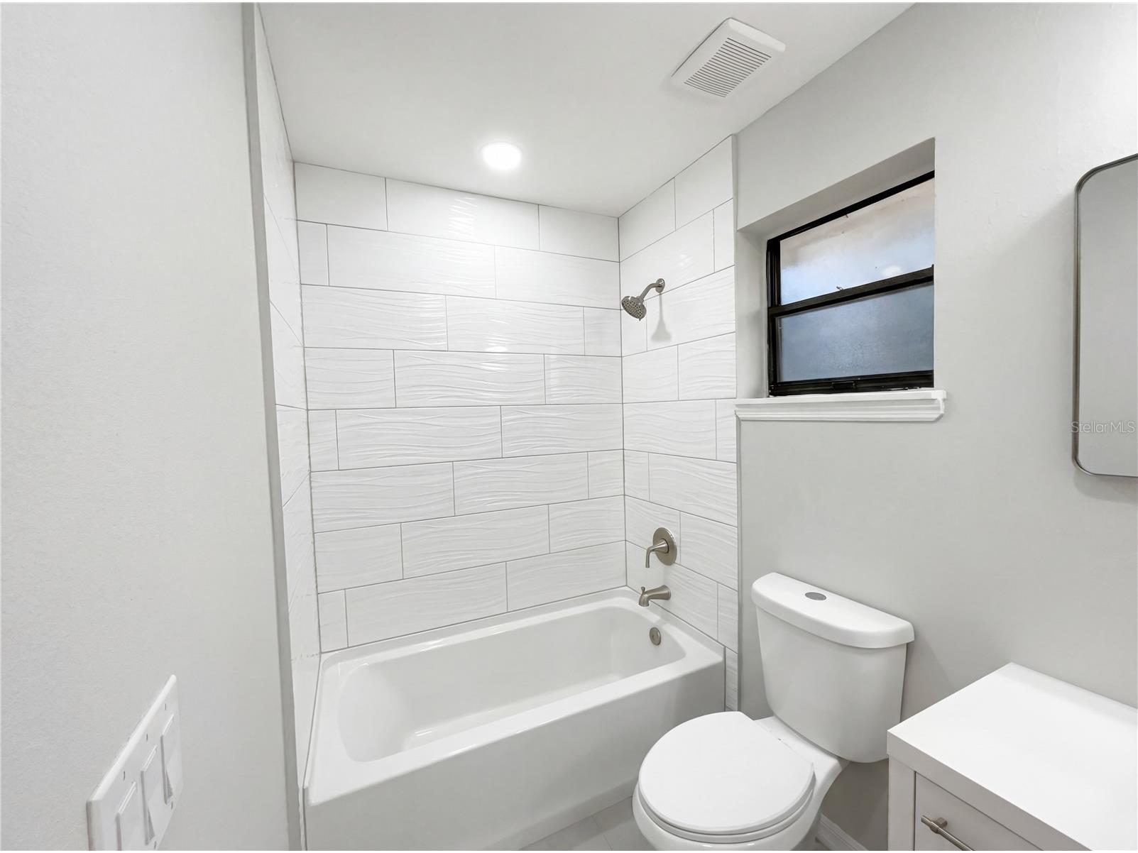 1562 Amy Circle Deltona FL 32738 O6389117 image17