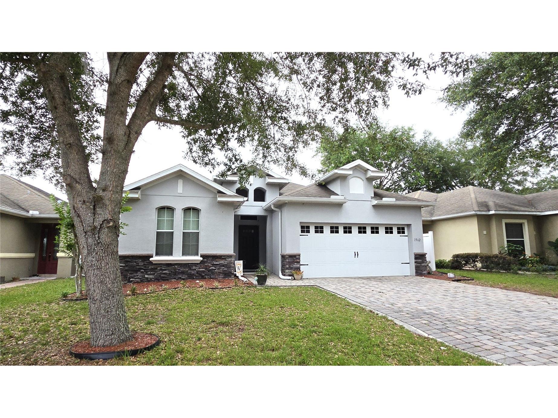 1562 Hackney Ter Deland FL 32720 V4949046 image1