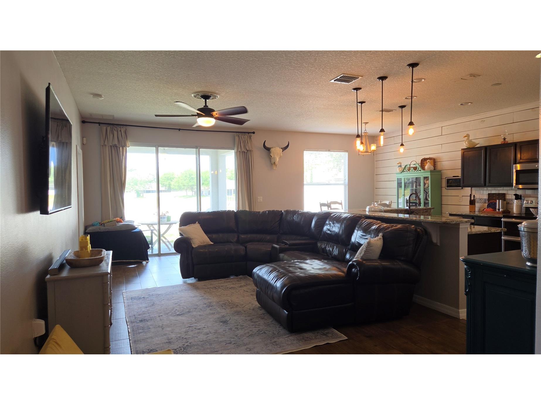 1562 Hackney Ter Deland FL 32720 V4949046 image3